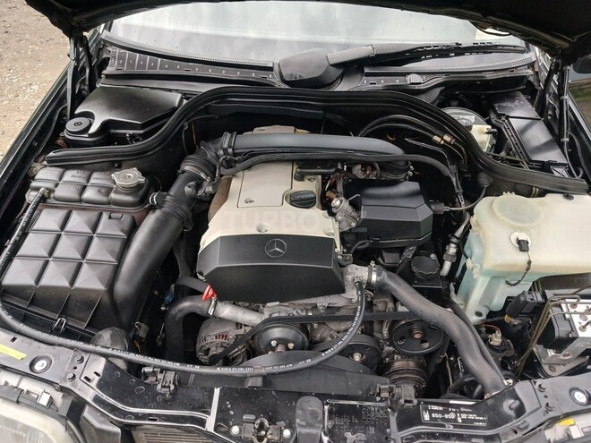 Mercedes C 200 1998, 260,500 km - 2.0 l - Masallı