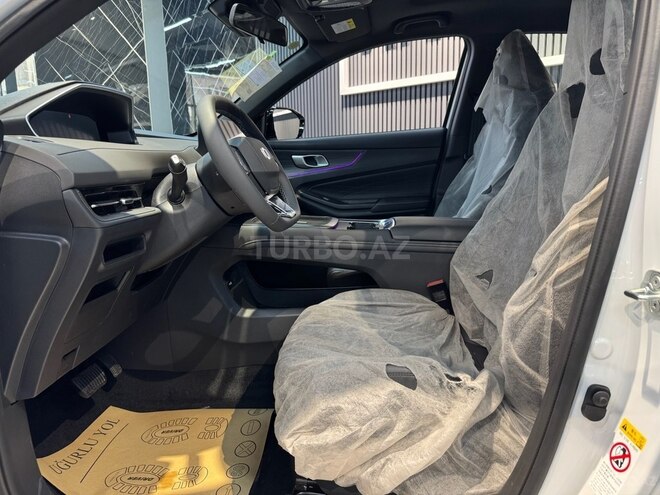 Changan Qiyuan Q05-17