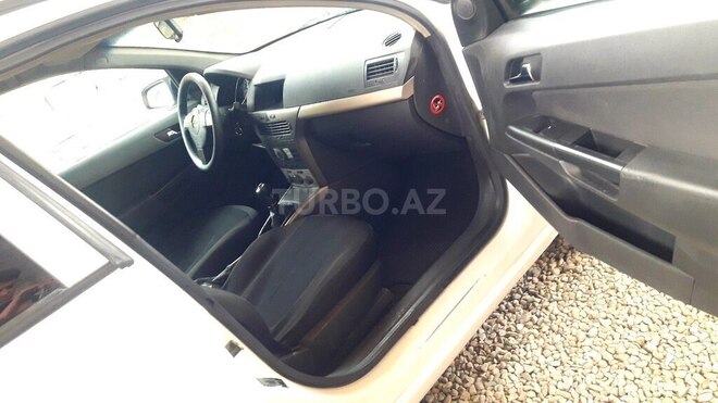 Opel Astra 2005, 10,000 km - 1.4 l - Gəncə