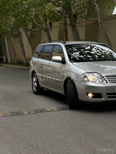 Toyota Corolla 2006, 352,000 km - 1.4 l - Bakı