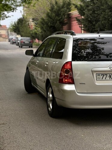 Toyota Corolla 2006, 352,000 km - 1.4 l - Bakı