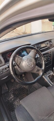 Toyota Corolla 2006, 352,000 km - 1.4 l - Bakı