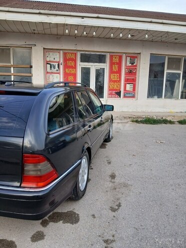 Mercedes C 220 d 2000, 258,450 km - 2.2 l - Bakı