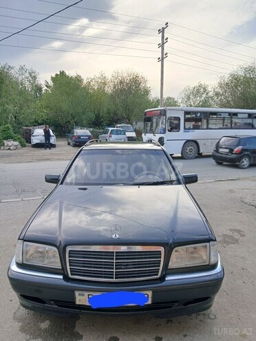 Mercedes C 220 d 2000, 258,450 km - 2.2 l - Bakı