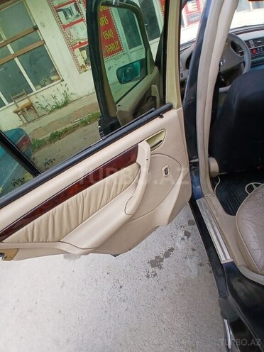 Mercedes C 220 d 2000, 258,450 km - 2.2 l - Bakı