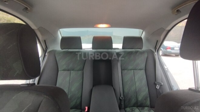 Mercedes E 240 2000, 370,358 km - 2.4 l - Bakı