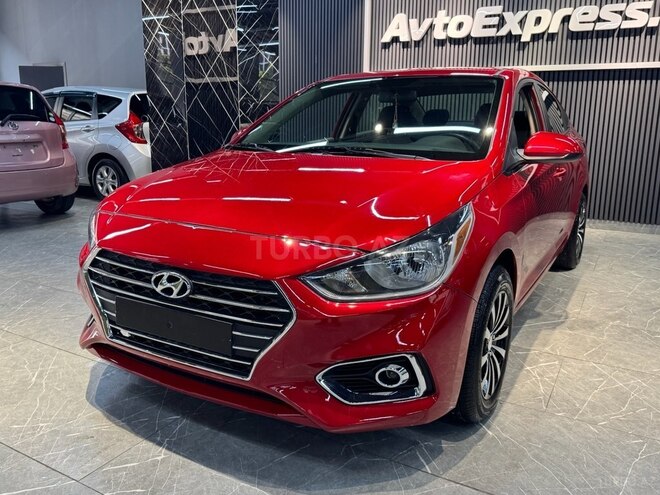 Hyundai Accent-5