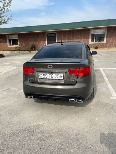 Kia Forte 2009, 281,635 km - 2.0 l - Bakı