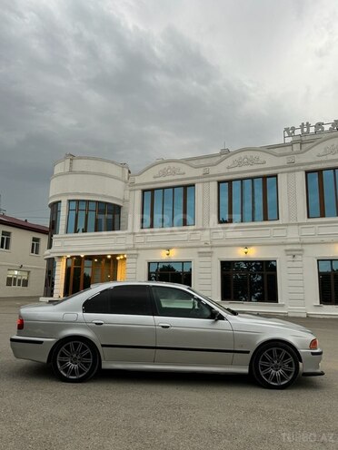 BMW 528 1996, 560,000 km - 2.8 l - Bakı