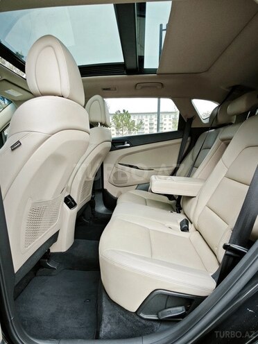 Hyundai Tucson-15