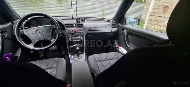 Mercedes C 240 2000, 380,000 km - 2.4 л - Qəbələ