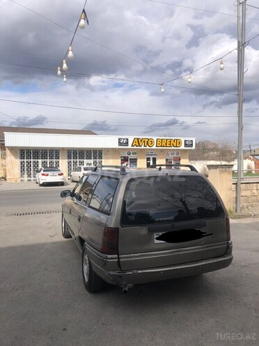 Opel Astra 1995, 100,000 km - 1.6 л - Göyçay