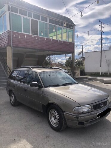Opel Astra 1995, 100,000 km - 1.6 л - Göyçay