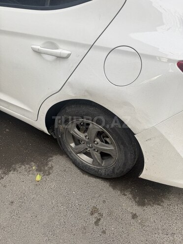 Hyundai Avante 2016, 189,000 km - 1.6 l - Bakı