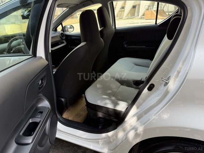 Toyota Aqua 2019, 24,616 km - 1.5 l - Bakı