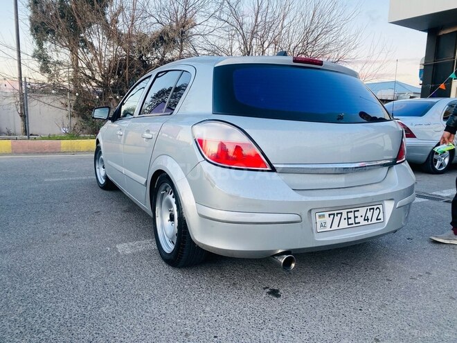 Opel Astra 2004, 232,000 km - 1.4 l - Mingəçevir