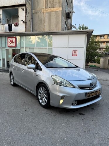 Toyota Prius V 2013, 415,000 km - 1.8 l - Bakı