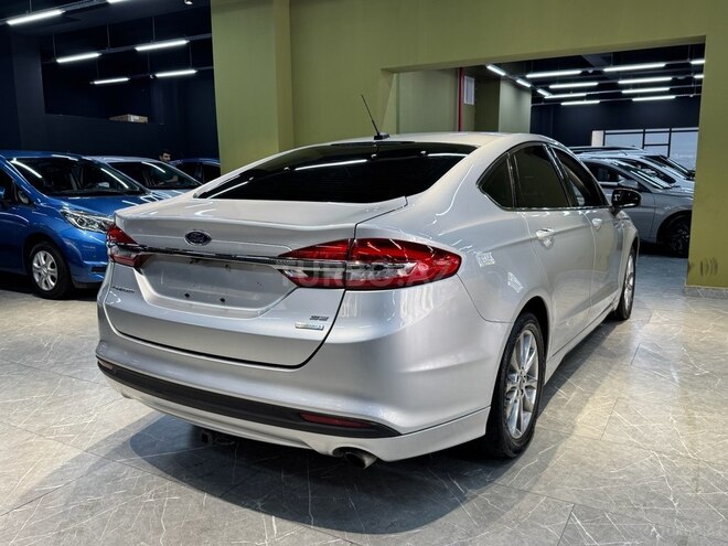 Ford Fusion (North America)-8