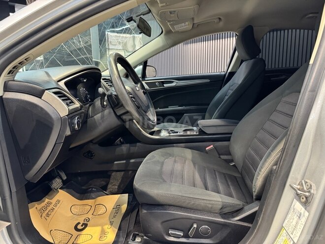 Ford Fusion (North America)-15