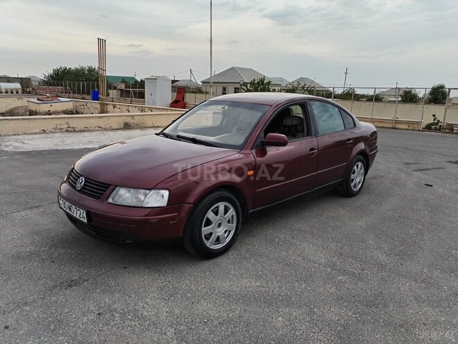 Volkswagen Passat 1998, 300,000 km - 1.8 l - Sumqayıt