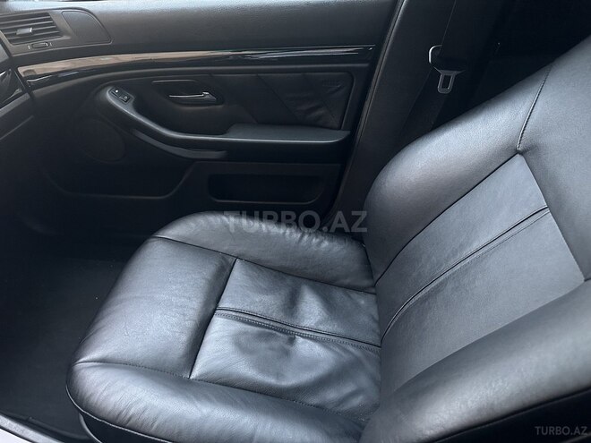 BMW 525 2002, 260,000 km - 2.5 l - Bakı