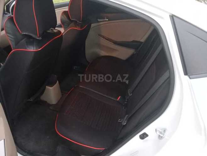 Hyundai Accent 2017, 137,032 km - 1.6 l - Bakı