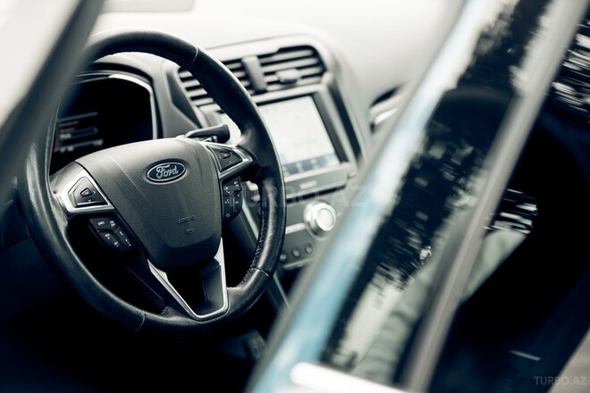 Ford Fusion (North America) 2019, 126,000 km - 2.0 l - Gəncə