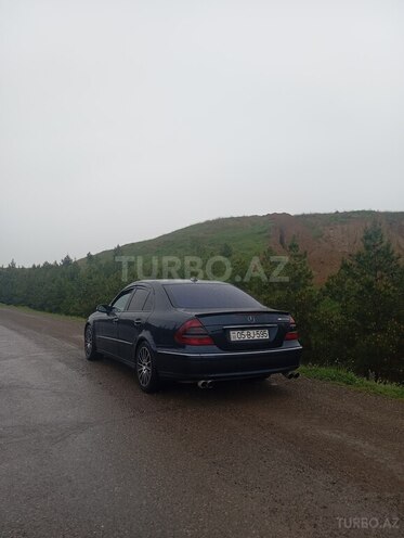 Mercedes E 220 d 2005, 398,000 km - 2.2 л - Ağstafa
