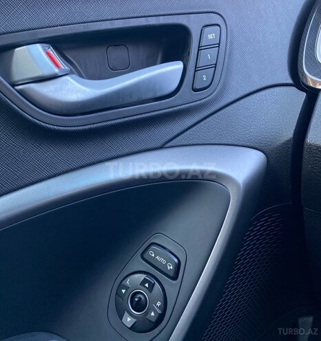 Hyundai Santa Fe 2014, 174,000 km - 2.0 л - Bakı