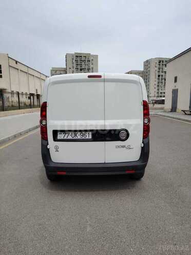 Fiat Doblo 2011, 271,418 km - 1.3 l - Bakı