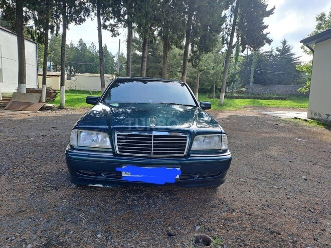 Mercedes C 180 1997, 392,000 km - 1.8 l - Qax