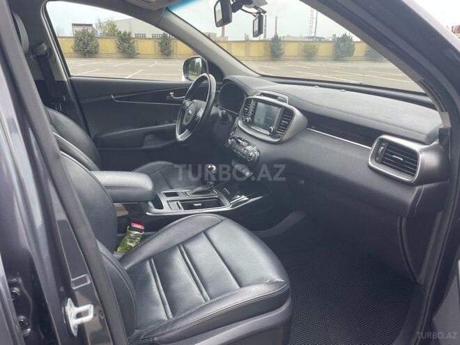 Kia Sorento-14