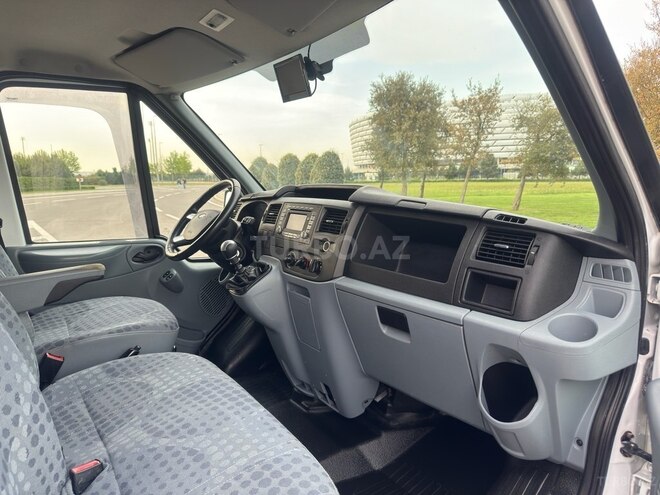 Ford Transit 2009, 178,000 km - 3.2 l - Bakı