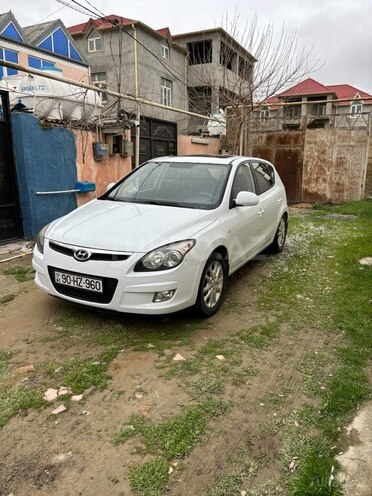 Hyundai i30 2009, 197,000 km - 1.6 л - Bakı