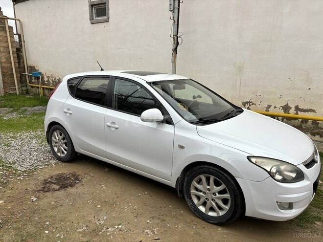 Hyundai i30 2009, 197,000 km - 1.6 л - Bakı