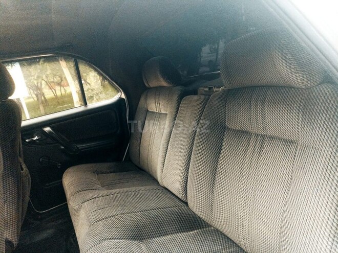 GAZ 3110 2002, 177,888 km - 2.3 l - Sabirabad