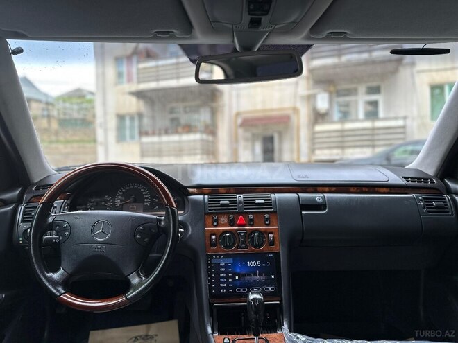 Mercedes E 220 d 2001, 310,000 km - 2.2 l - Bakı