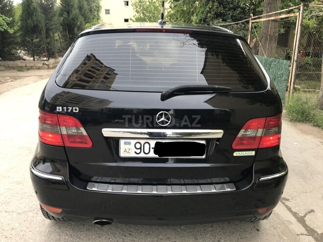 Mercedes B 180 2009, 137,000 km - 1.7 l - Sumqayıt