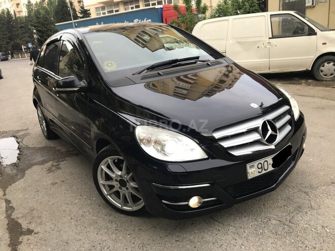 Mercedes B 180 2009, 137,000 km - 1.7 l - Sumqayıt