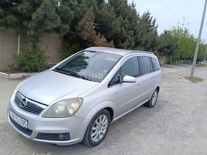 Opel Zafira 2005, 32,000 km - 1.9 л - Bakı