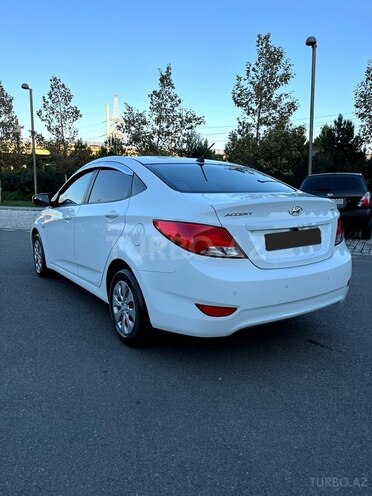 Hyundai Accent 2015, 127,700 km - 1.4 l - Bakı