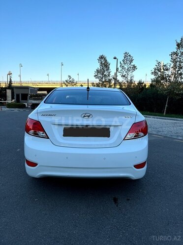 Hyundai Accent 2015, 127,700 km - 1.4 l - Bakı