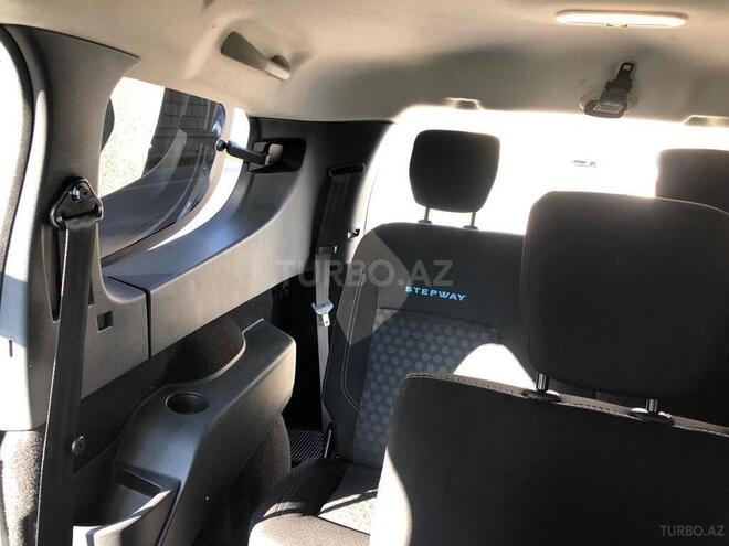 Dacia Lodgy 2018, 60,000 km - 1.2 l - Bakı