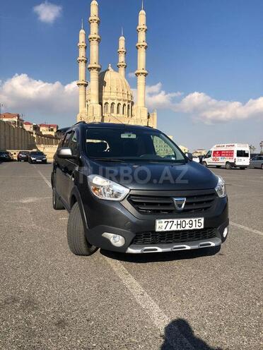 Dacia Lodgy 2018, 60,000 km - 1.2 l - Bakı