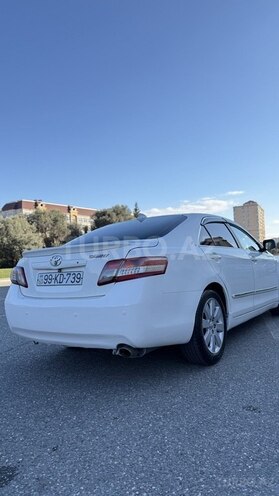Toyota Camry-5