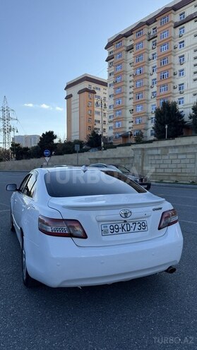 Toyota Camry-3