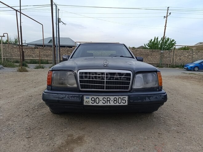Mercedes E 200 d 1993, 330,000 km - 2.0 л - Bakı