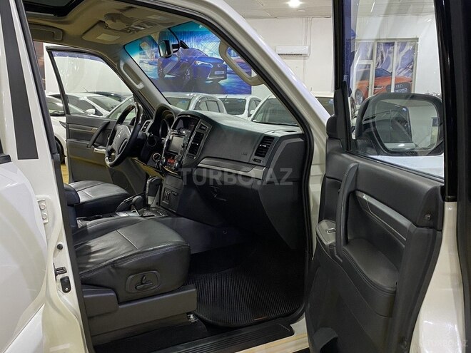 Mitsubishi Pajero 2015, 138,125 km - 3.0 л - Sumqayıt