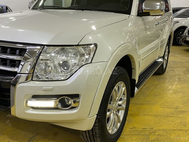 Mitsubishi Pajero 2015, 138,125 km - 3.0 л - Sumqayıt