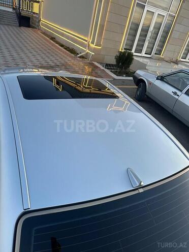 Mercedes E 200 1998, 331,256 km - 2.0 l - Bakı